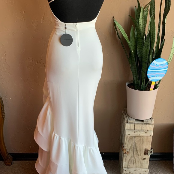 White Formal Ruffle Layered Floor Length Body Control Dress NWT - Picture 4 of 8